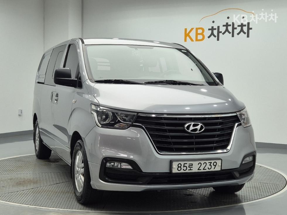 Hyundai Starex — miniaturë 4