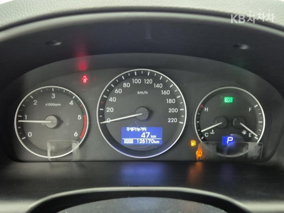 Hyundai Starex — miniaturë 6