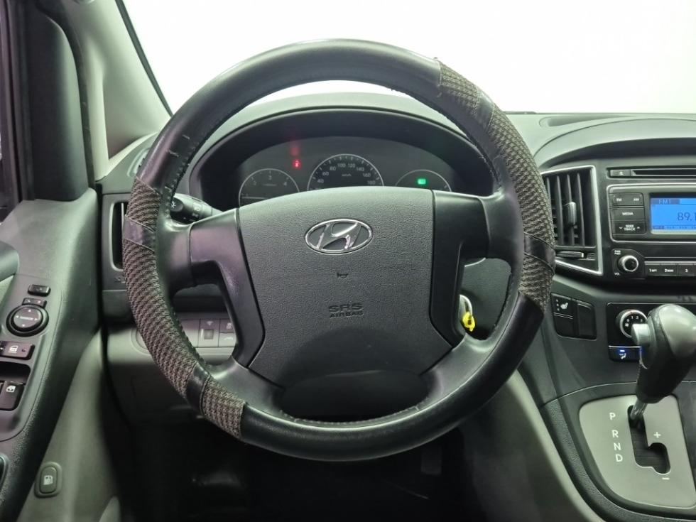 Hyundai Starex — miniaturë 9