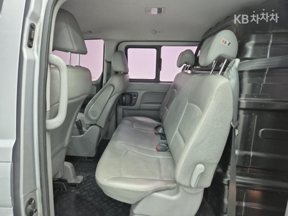 Hyundai Starex — miniaturë 12