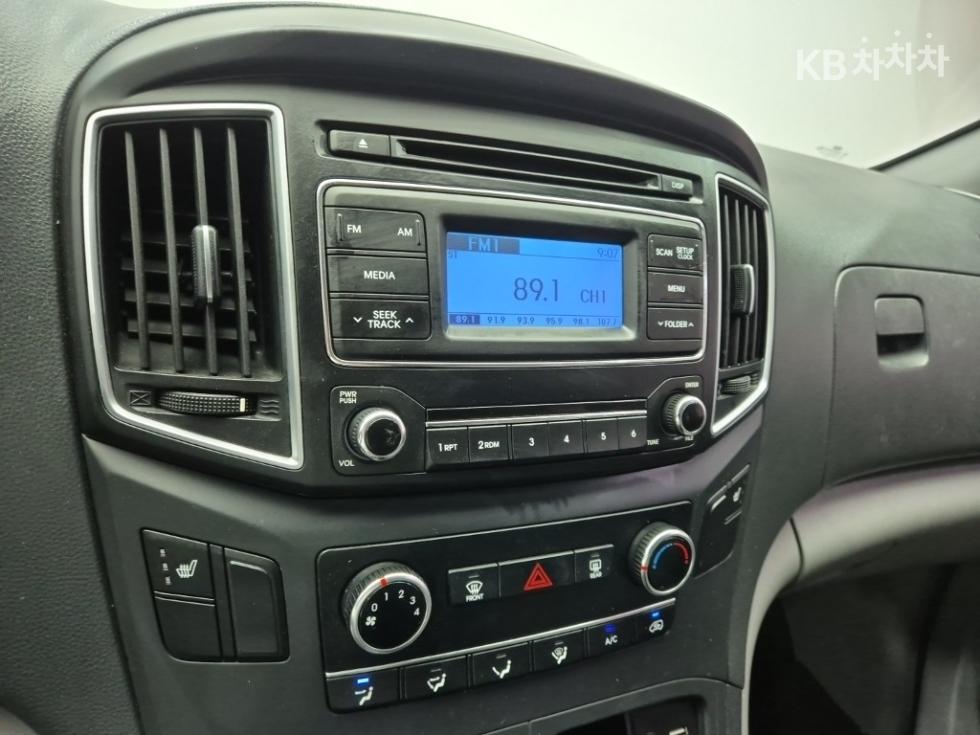 Hyundai Starex — miniaturë 16