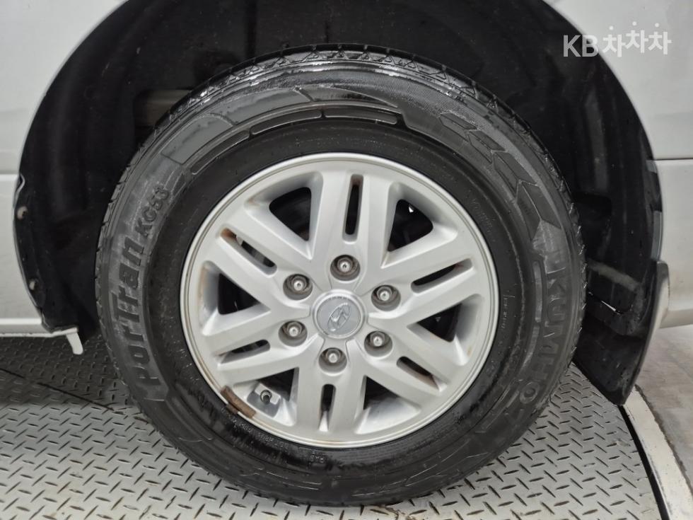 Hyundai Starex — miniaturë 19