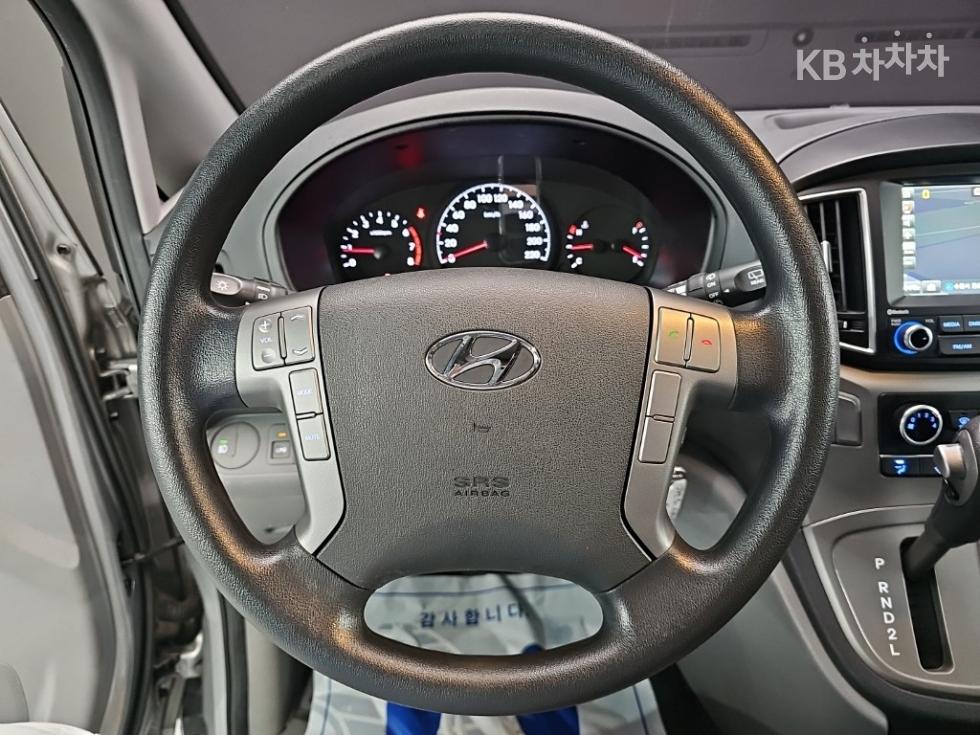 Hyundai Starex — miniaturë 9