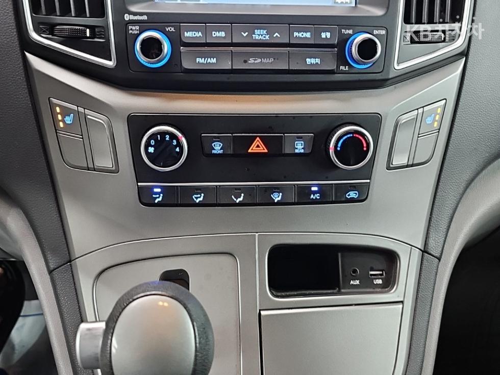 Hyundai Starex — miniaturë 10