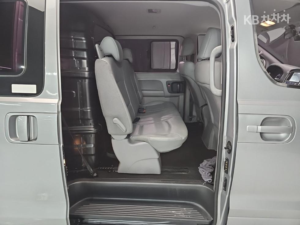 Hyundai Starex — miniaturë 12
