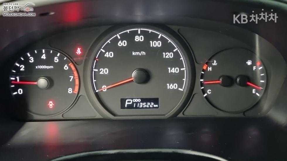 Hyundai Starex — miniaturë 4