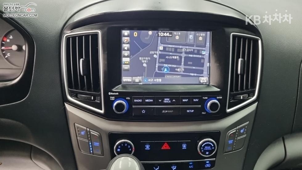 Hyundai Starex — miniaturë 11