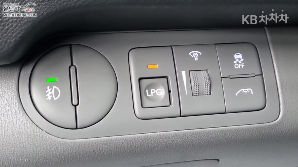 Hyundai Starex — miniaturë 15