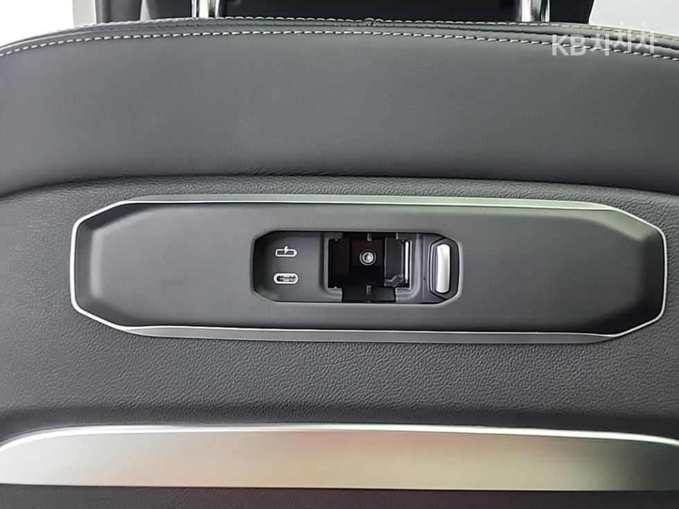 BMW X7 — miniaturë 14