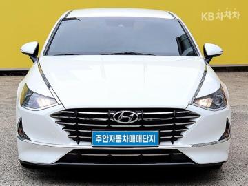 Hyundai Sonata 2.0 LPG 렌터카 — foto 1