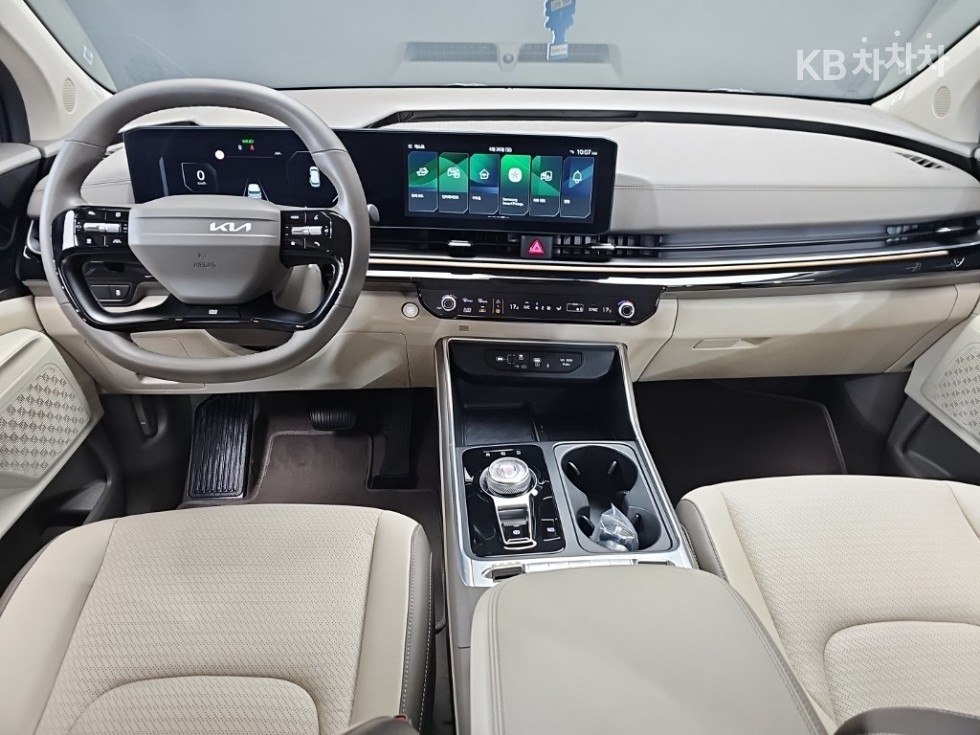 Kia Carnival — miniaturë 16