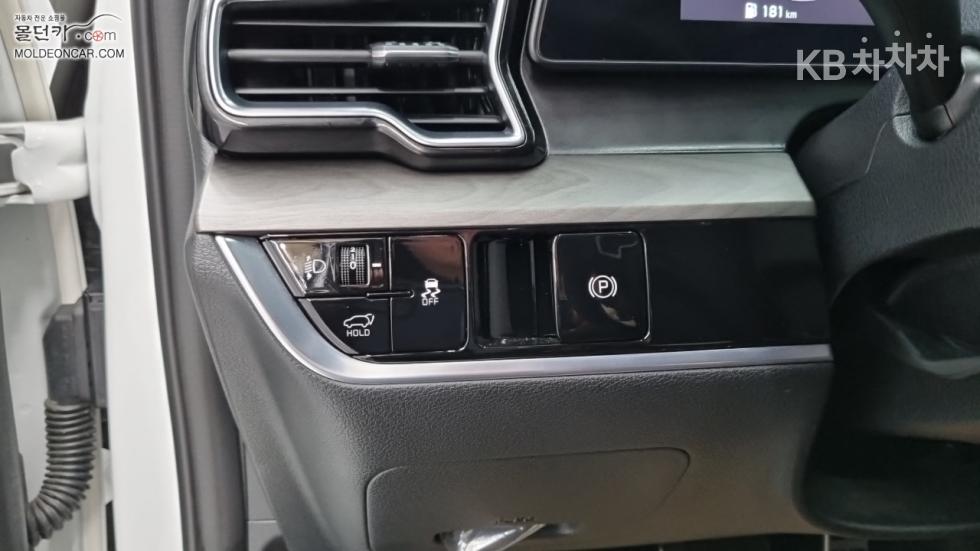 Kia Sportage — miniaturë 16