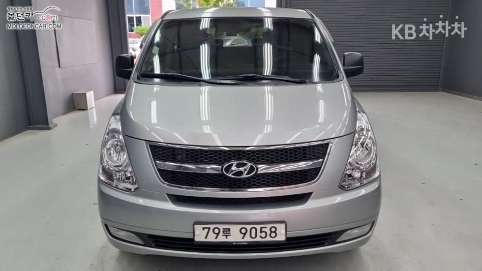 Hyundai Starex — miniaturë 3