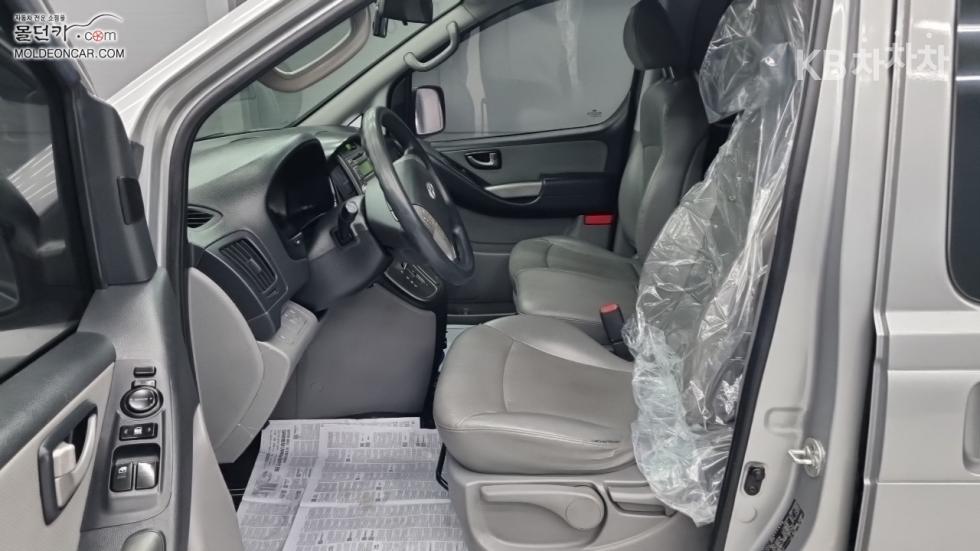 Hyundai Starex — miniaturë 9