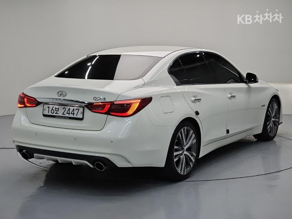 Infiniti Q50 — miniaturë 4