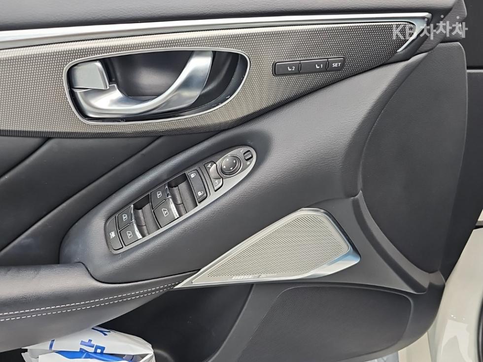Infiniti Q50 — miniaturë 16