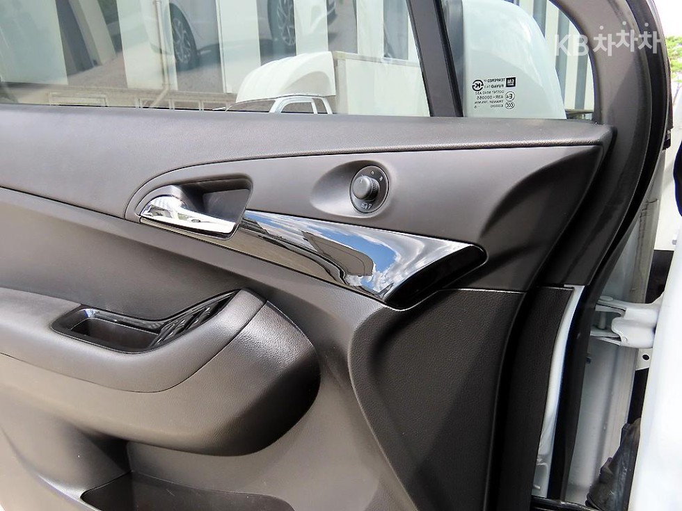 Chevrolet Orlando — miniaturë 11