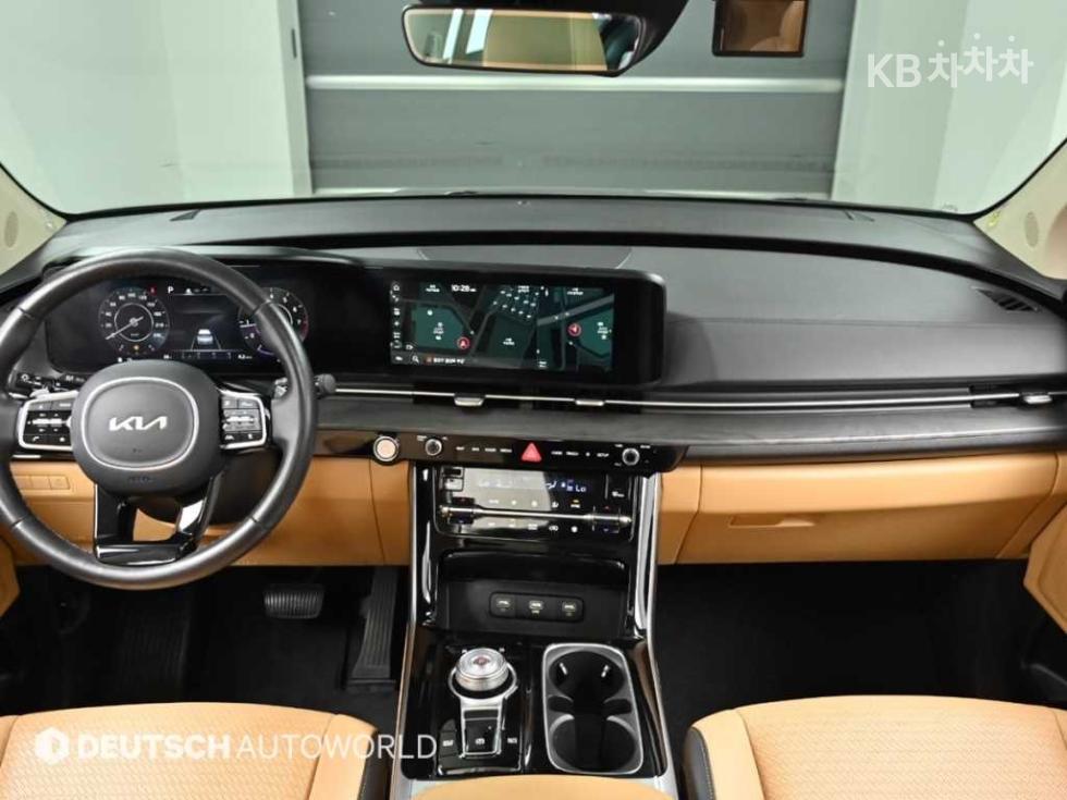 Kia Carnival — miniaturë 7