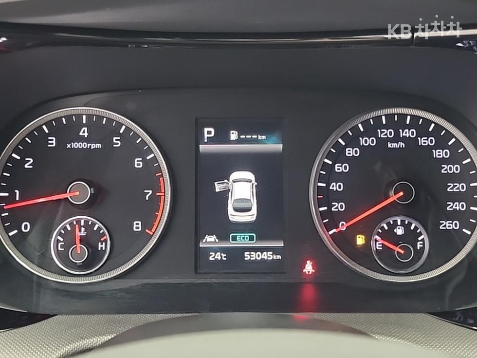 Kia K5 — miniaturë 6