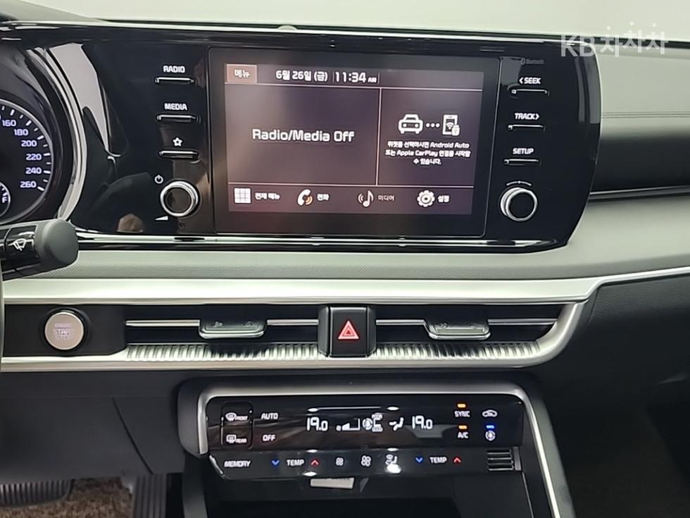 Kia K5 — miniaturë 10