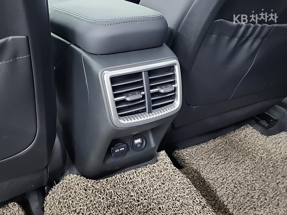 Kia K5 — miniaturë 13