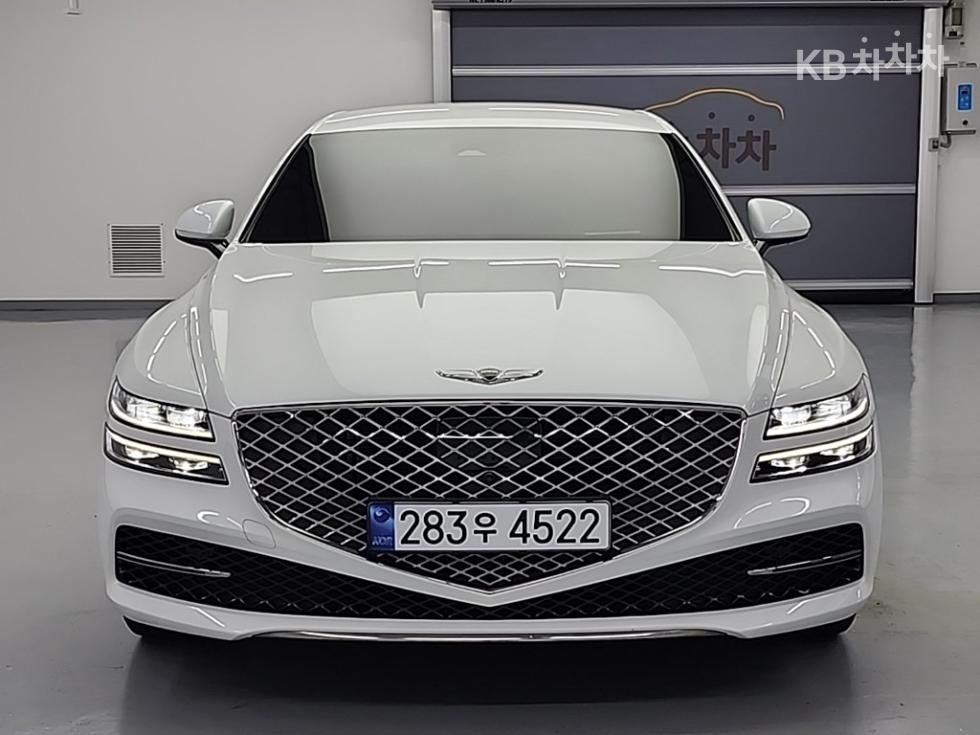 Genesis G80 — miniaturë 2