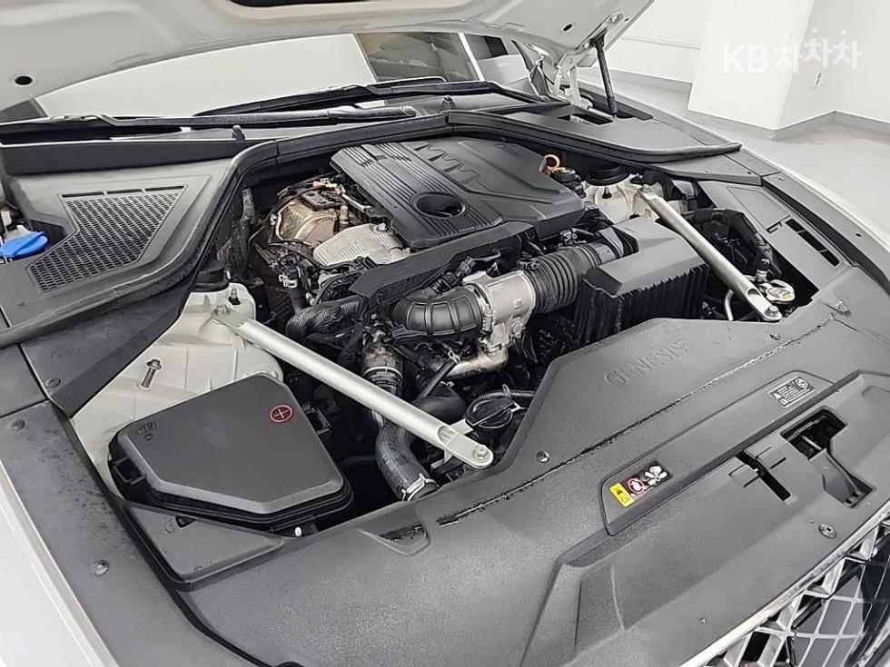 Genesis G80 — miniaturë 5