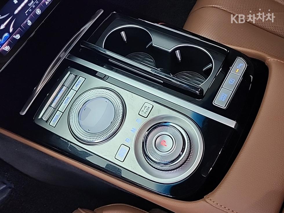 Genesis G80 — miniaturë 8
