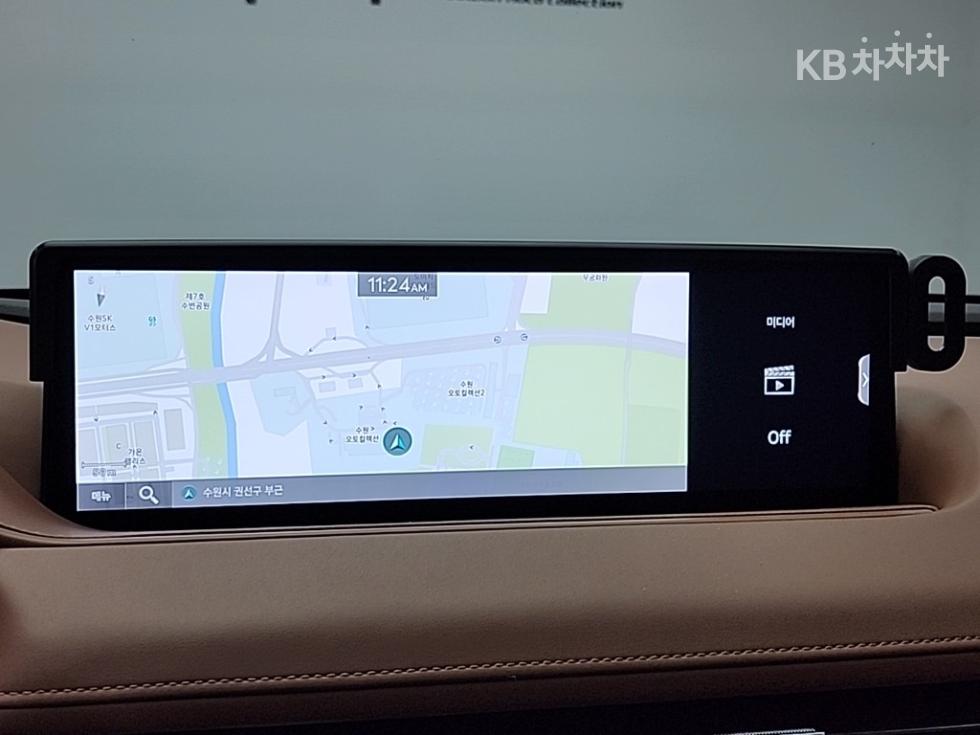 Genesis G80 — miniaturë 16
