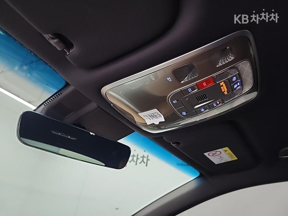Genesis G80 — miniaturë 18