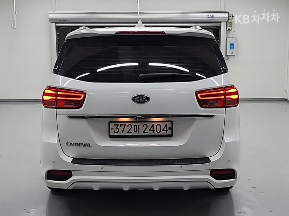 Kia Carnival — miniaturë 3