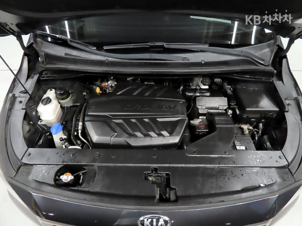 Kia Carnival — miniaturë 19