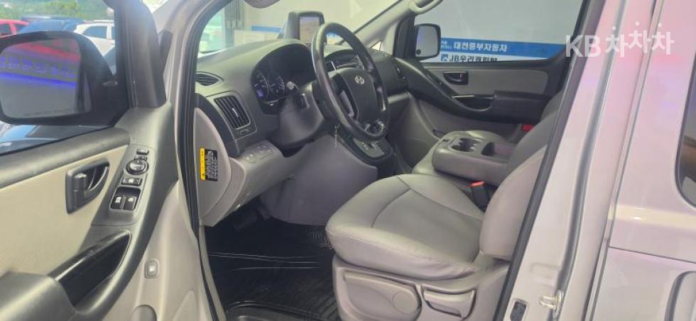 Hyundai Starex — miniaturë 13