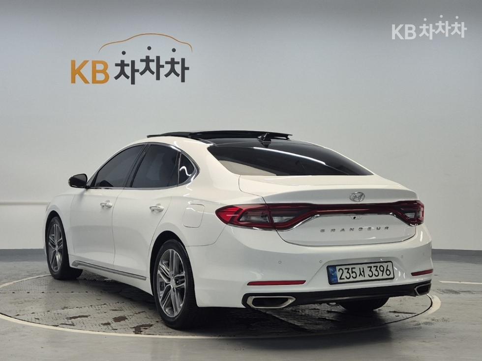 Hyundai Grandeur — miniaturë 2