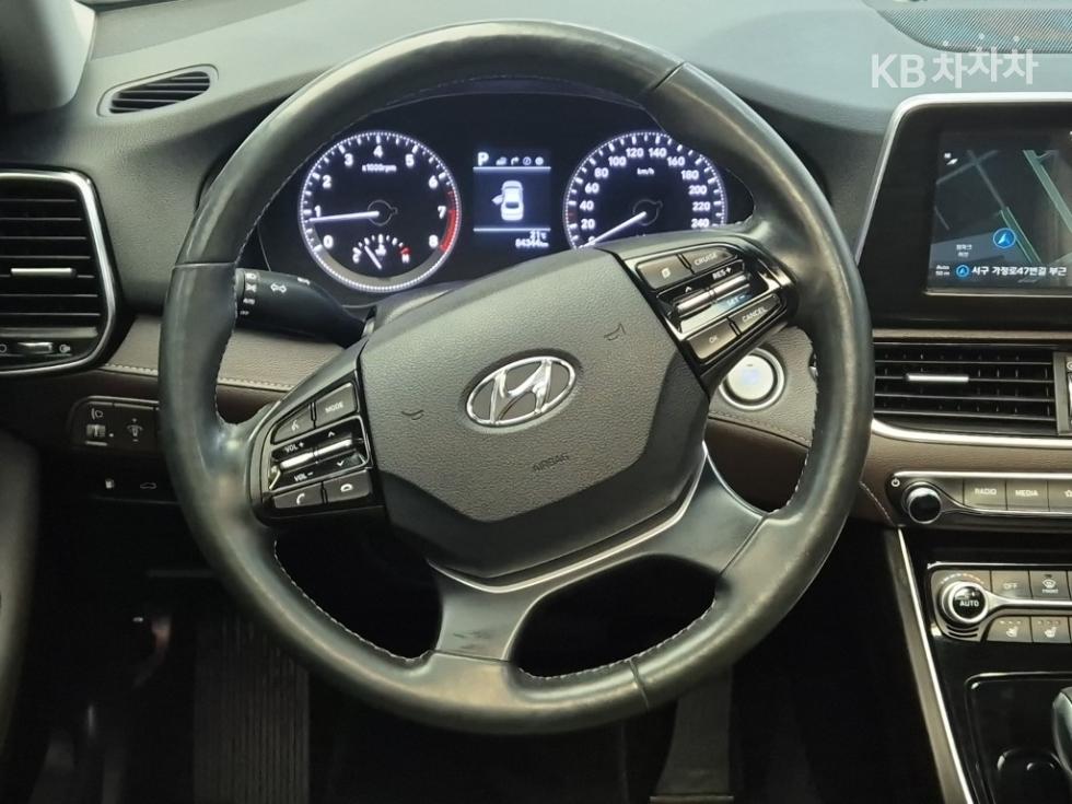 Hyundai Grandeur — miniaturë 9