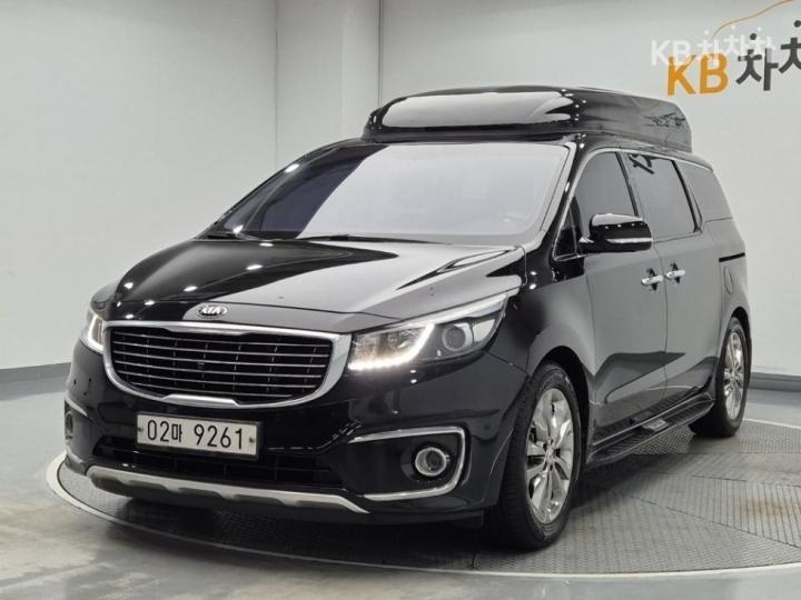 Kia Carnival 9인승 2.2 디젤 — foto 1