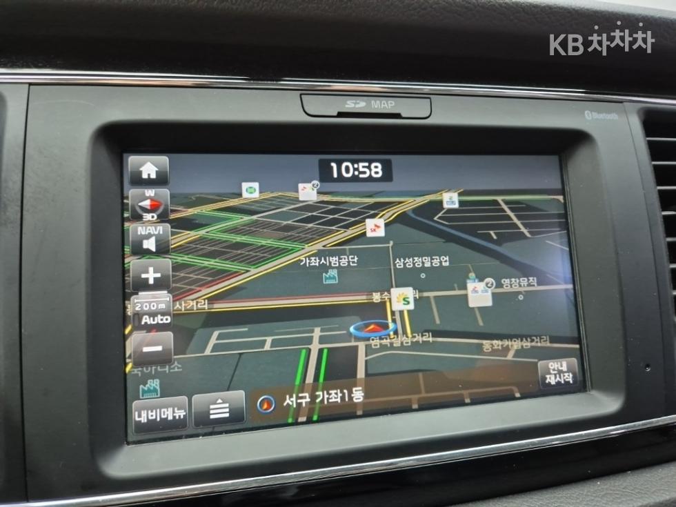 Kia Carnival — miniaturë 13