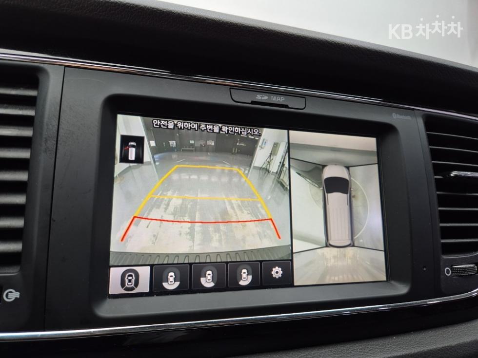 Kia Carnival — miniaturë 14