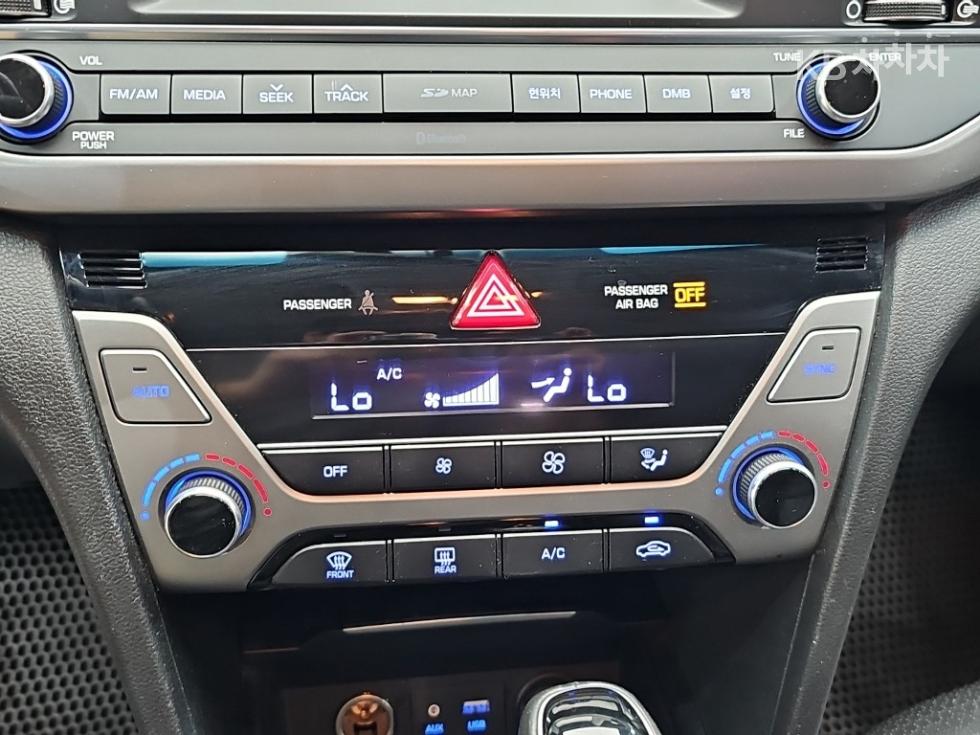 Hyundai Avante — miniaturë 10