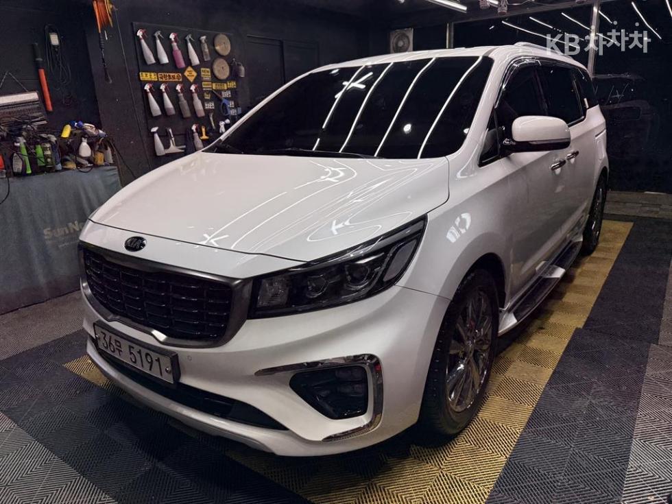Kia Carnival — miniaturë 2