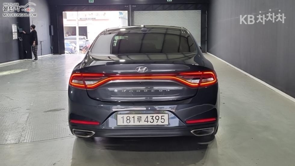 Hyundai Grandeur — miniaturë 4