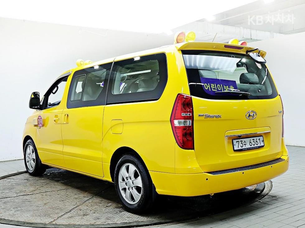 Hyundai Starex — miniaturë 4