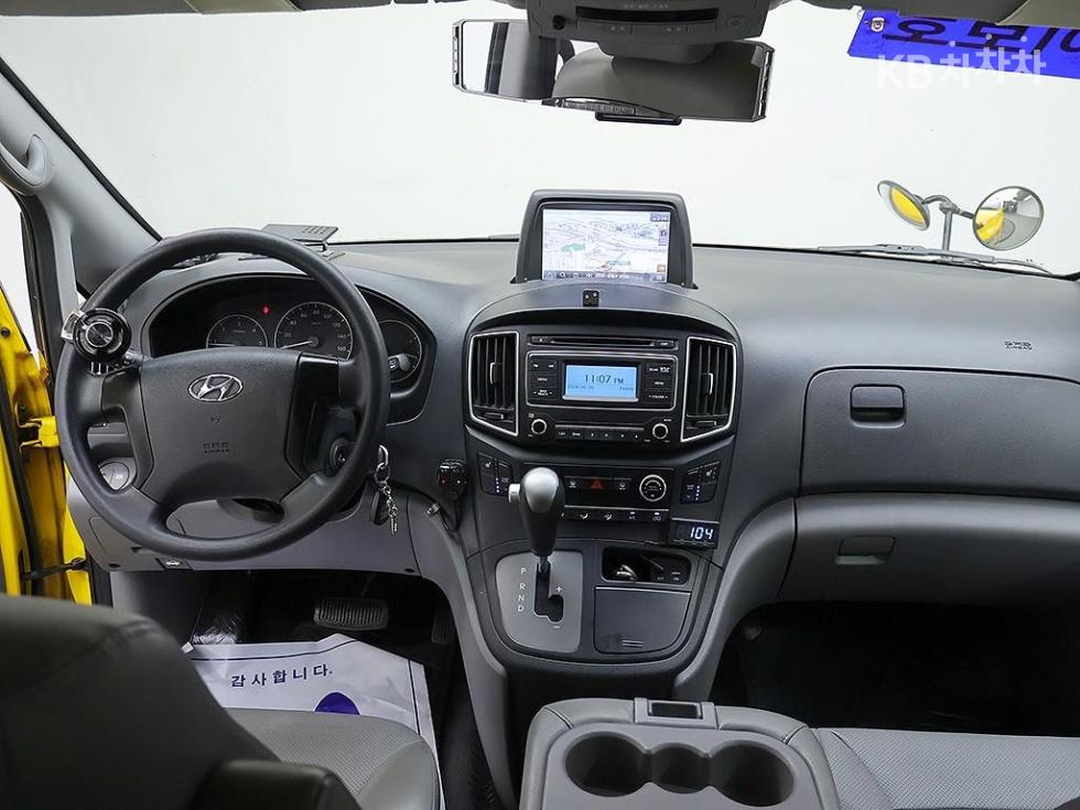 Hyundai Starex — miniaturë 5