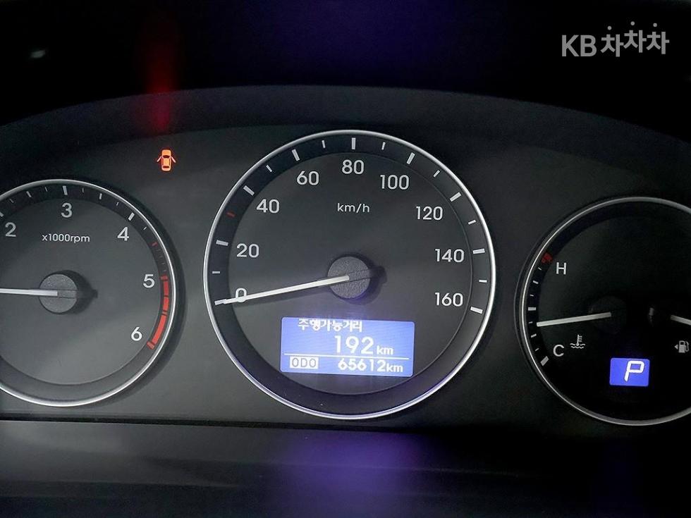 Hyundai Starex — miniaturë 6