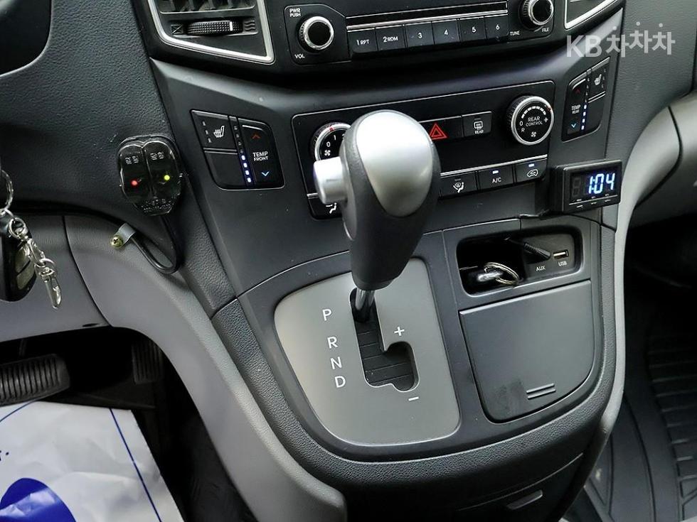 Hyundai Starex — miniaturë 10