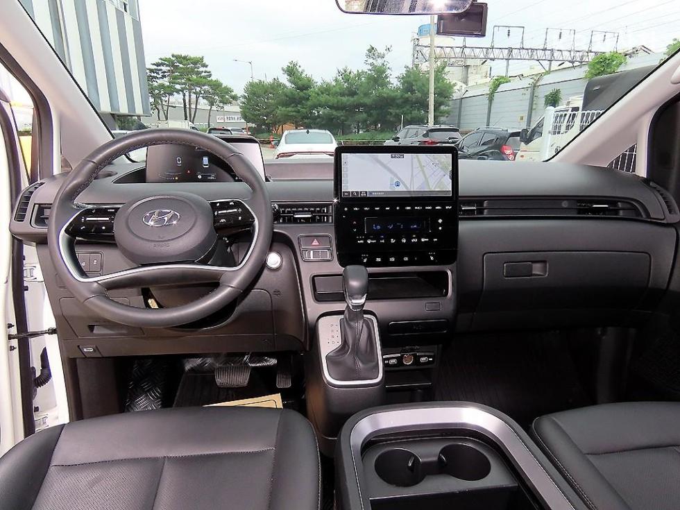 Hyundai Staria — miniaturë 7