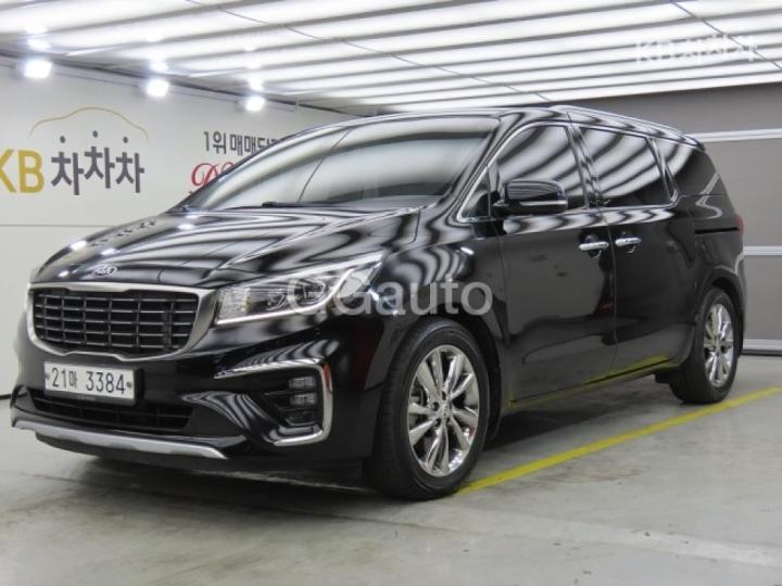Kia Carnival 7인승 2.2 디젤 리무진 — foto 1