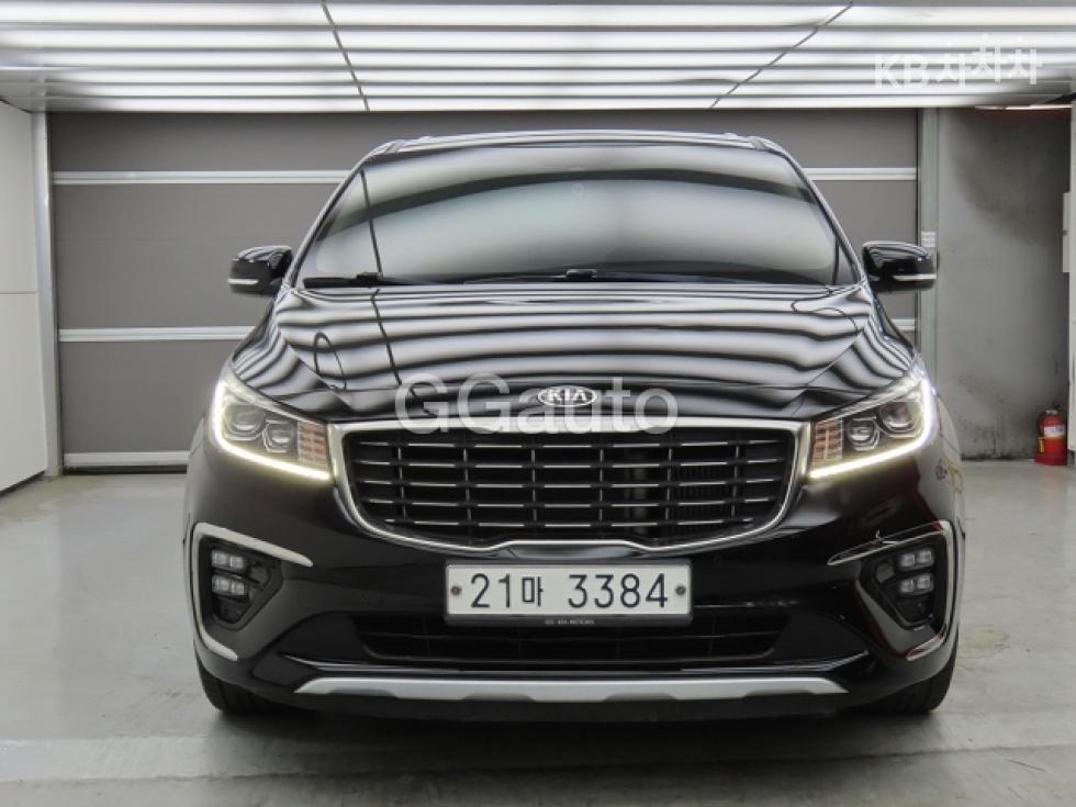 Kia Carnival — miniaturë 2