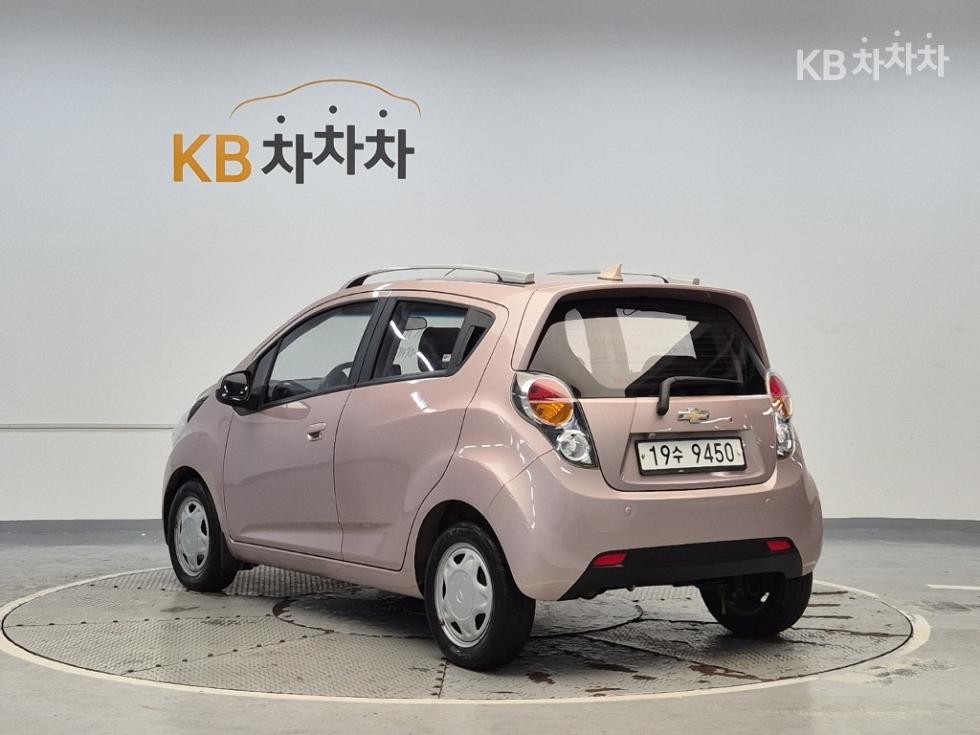 Chevrolet Spark — miniaturë 2