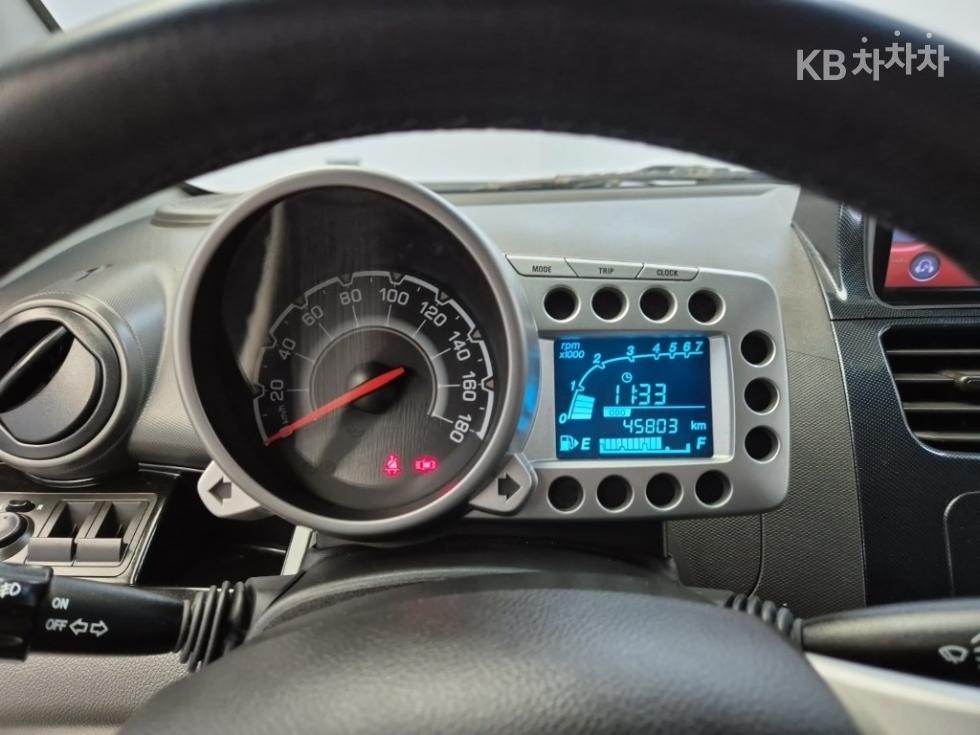 Chevrolet Spark — miniaturë 6